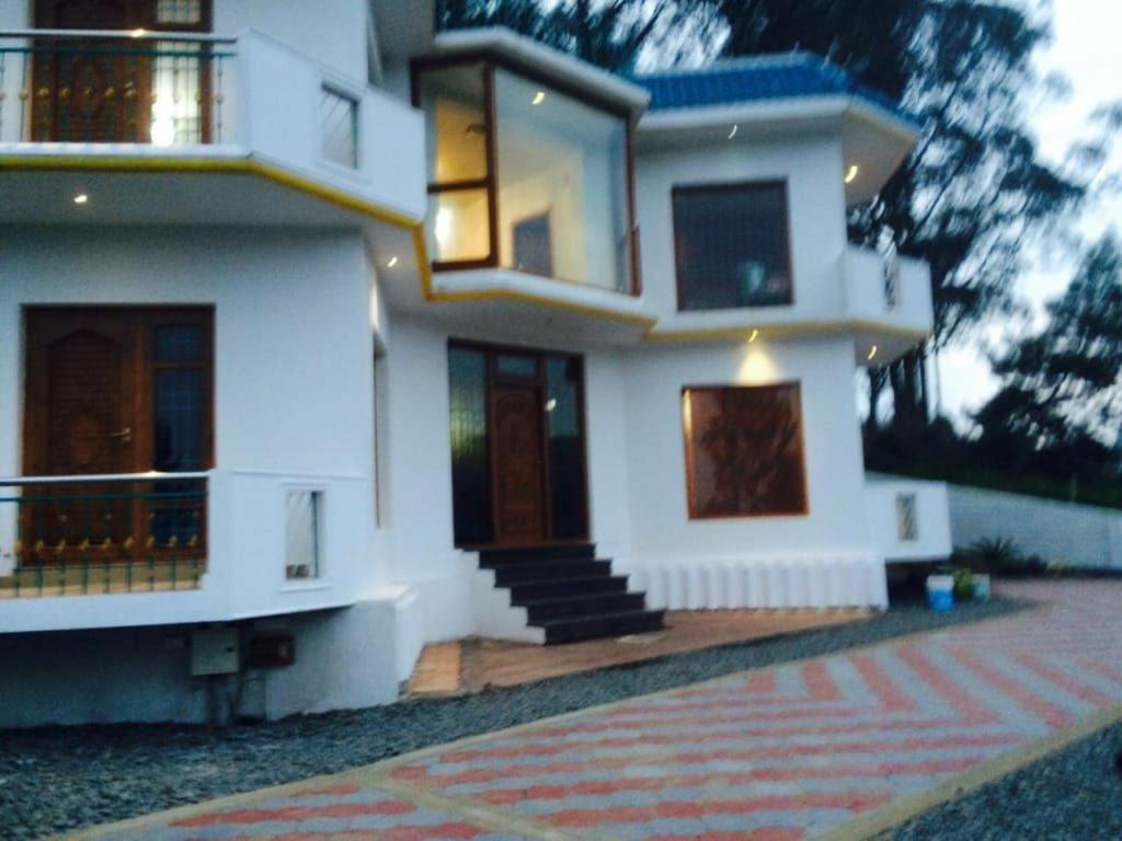 Celestial Villa By Serenest Kotagiri Exterior foto